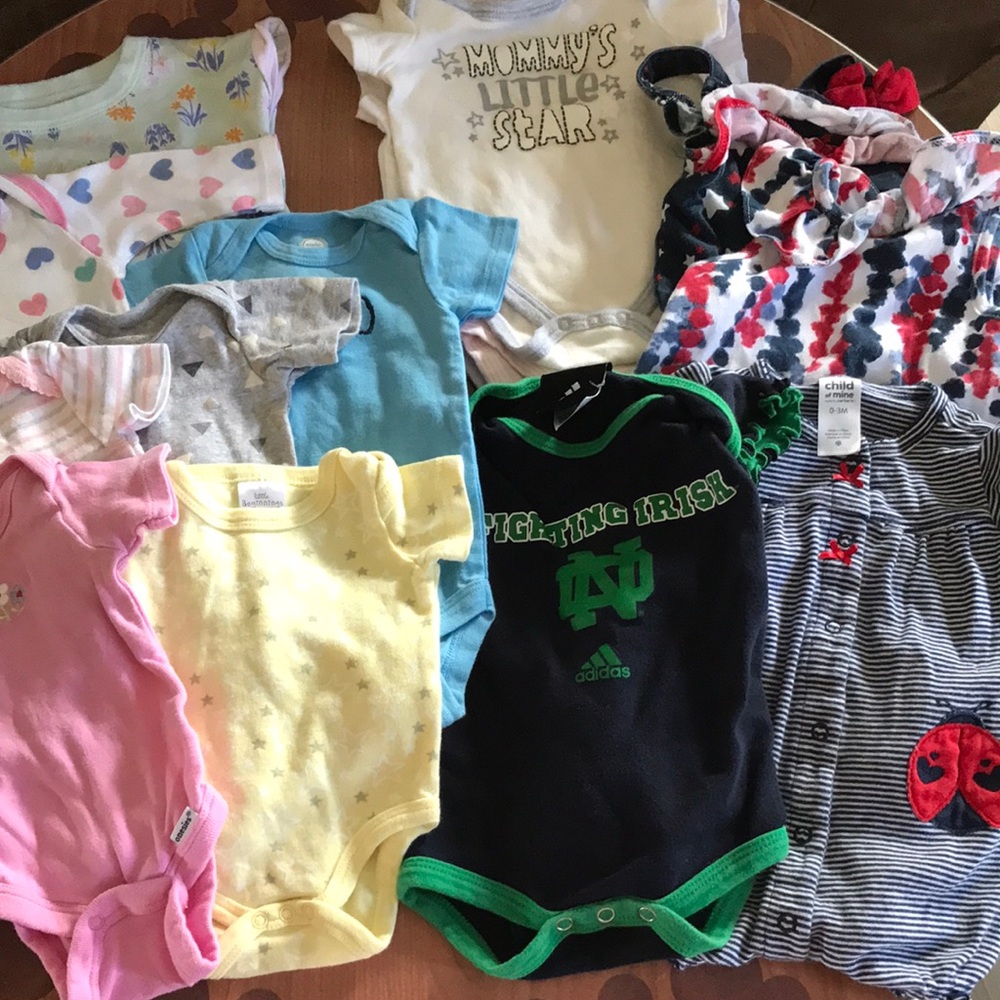 J 0-3 months. 14+ pieces plus 1 pack size 1 pampers diapers